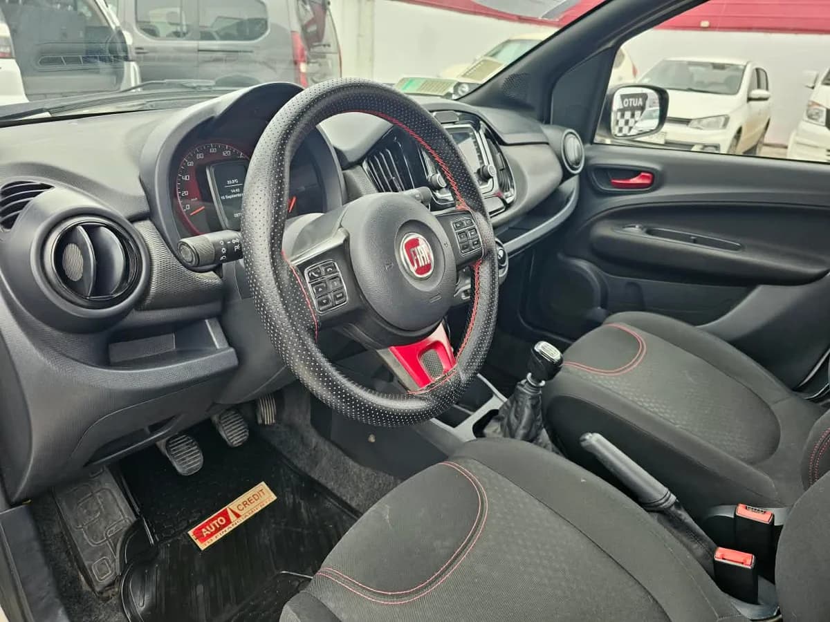 FIAT UNO SPORTING 1.4 HB 2018 - Imagen 7