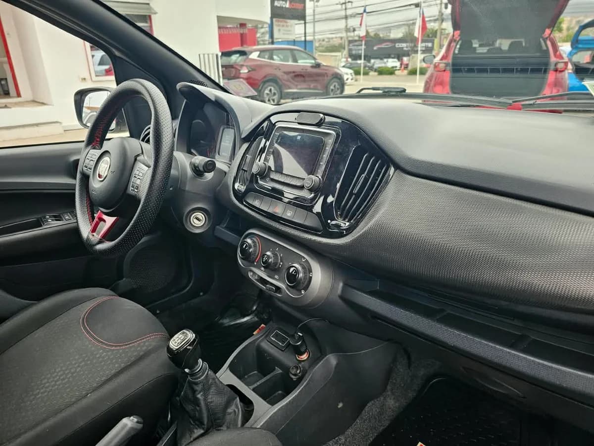 FIAT UNO SPORTING 1.4 HB 2018 - Imagen 9