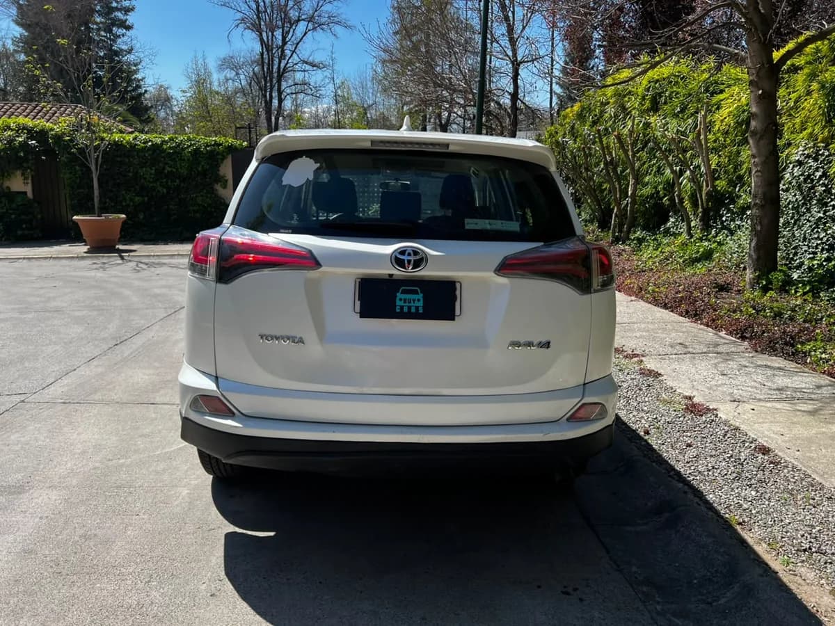 Toyota Rav4 2.0L lujo mt6 4x2 año 2018 pérdida asimilada - Imagen 6