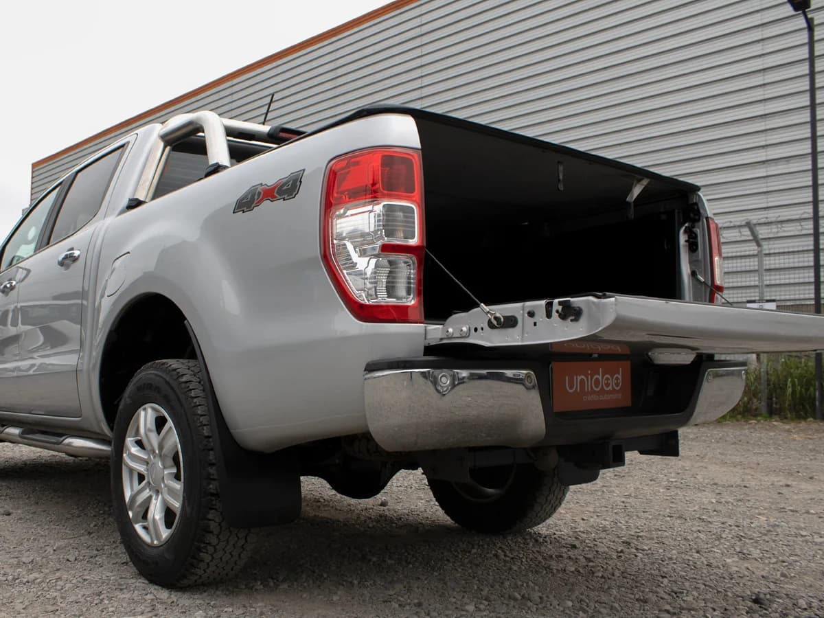 FORD Ranger XLT 4X4 AT - Imagen 11