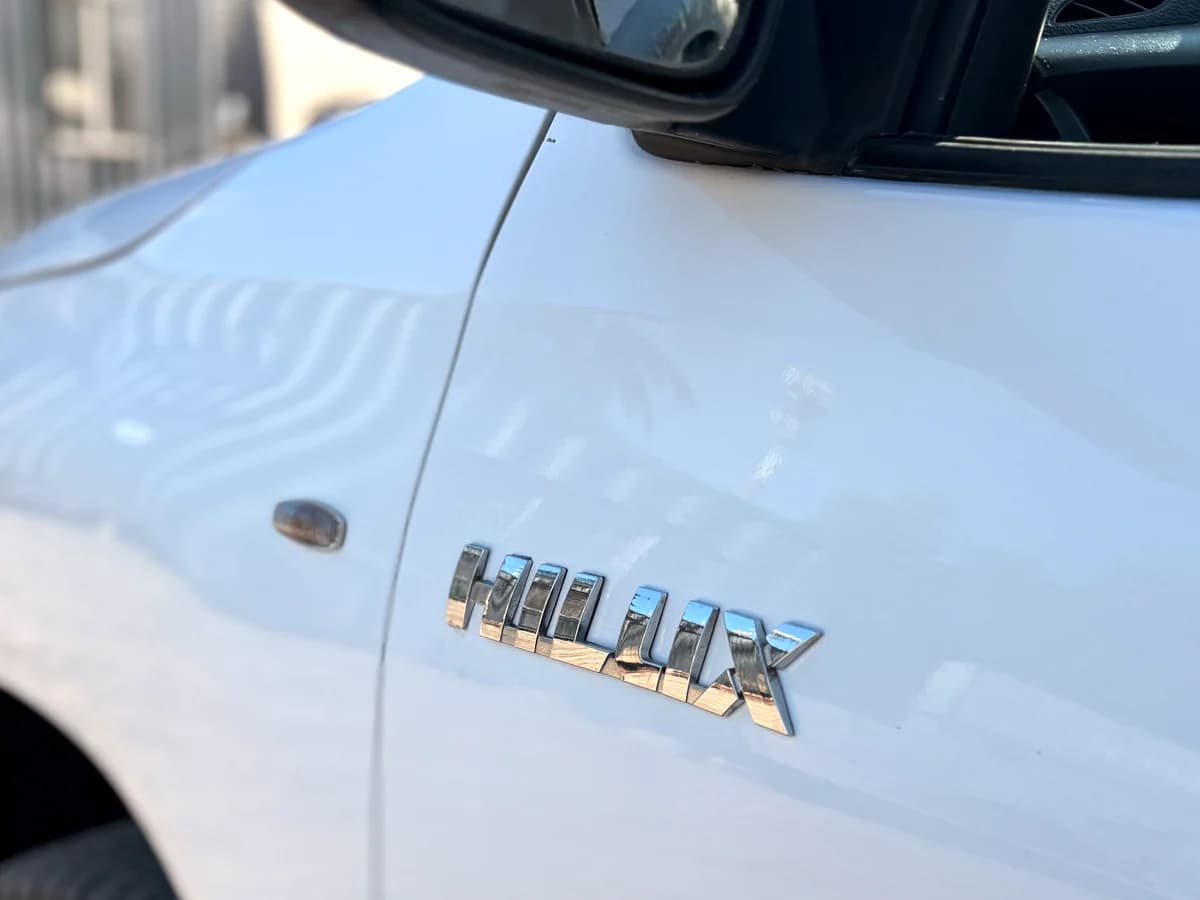 TOYOTA Hilux 4X4 - Imagen 5