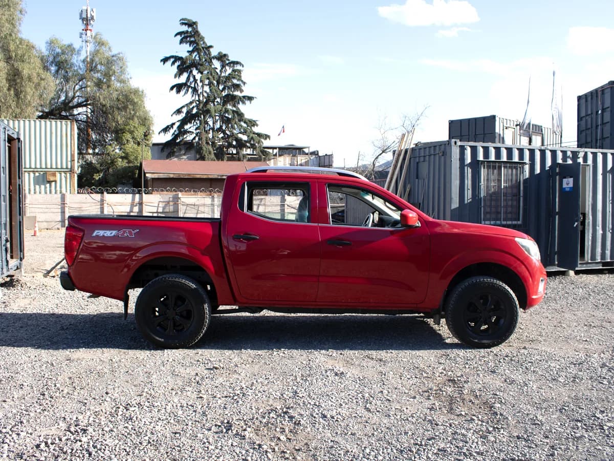 NISSAN Np300 - Imagen 7
