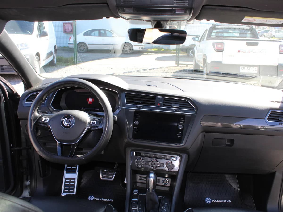 VOLKSWAGEN Tiguan 2.0 TSI 4MOTION AUTOMÁTICA 2019 - Imagen 8
