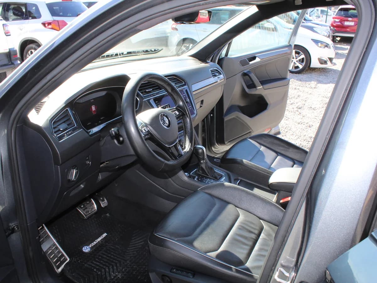 VOLKSWAGEN Tiguan 2.0 TSI 4MOTION AUTOMÁTICA 2019 - Imagen 12