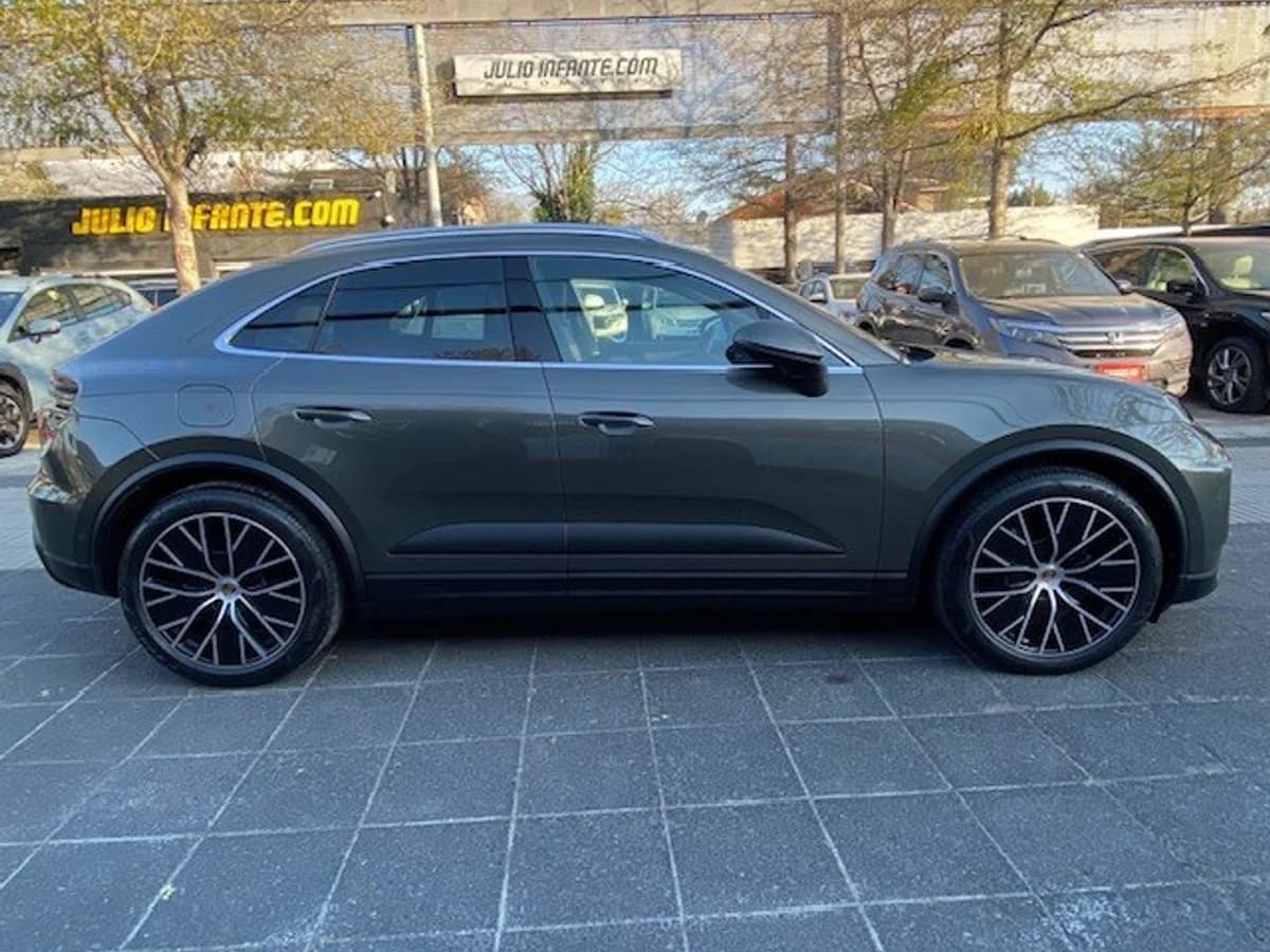 PORSCHE MACAN 4 Electric 4x4 2025 - Imagen 5