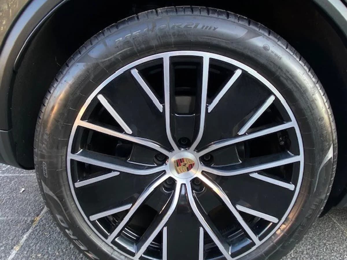 PORSCHE MACAN 4 Electric 4x4 2025 - Imagen 9