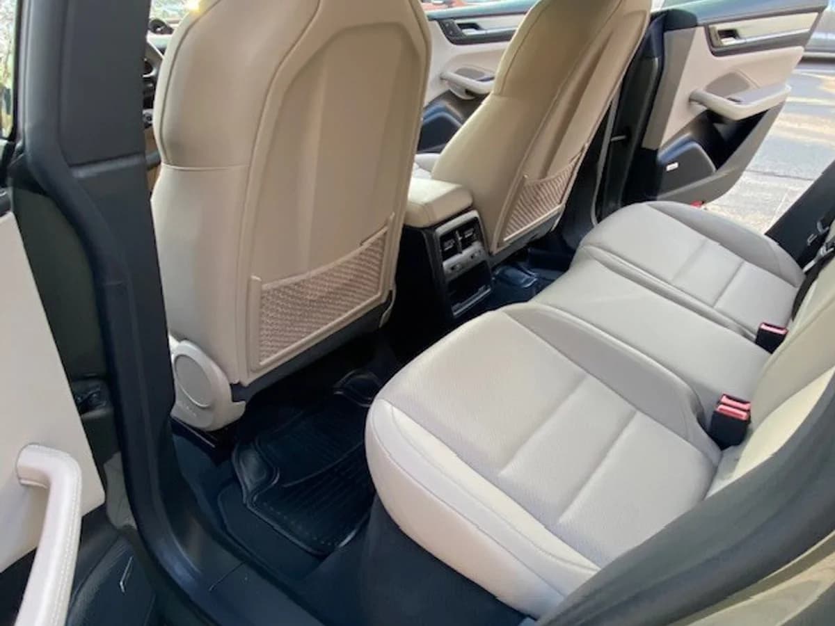 PORSCHE MACAN 4 Electric 4x4 2025 - Imagen 18