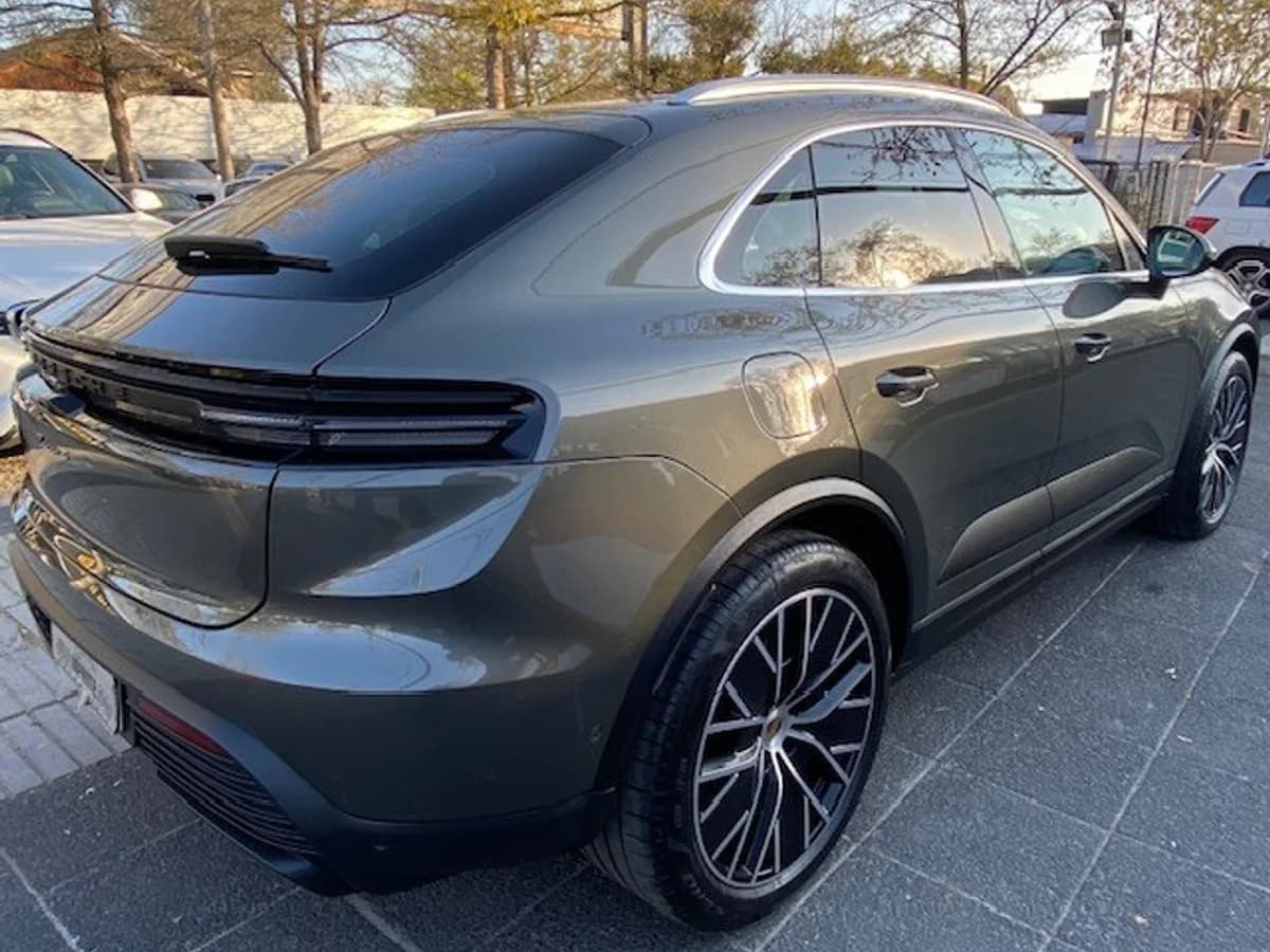 PORSCHE MACAN 4 Electric 4x4 2025 - Imagen 2