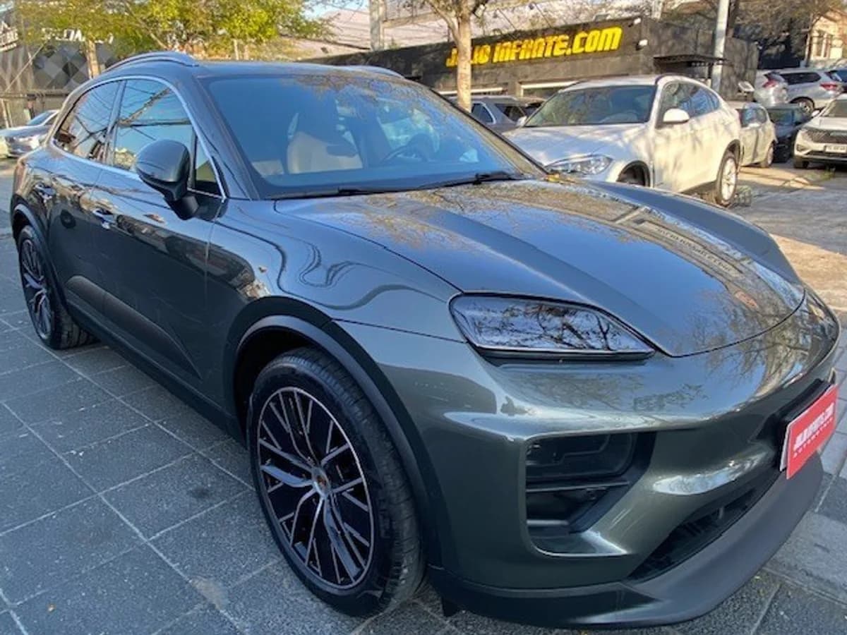 PORSCHE MACAN 4 Electric 4x4 2025 - Imagen 3