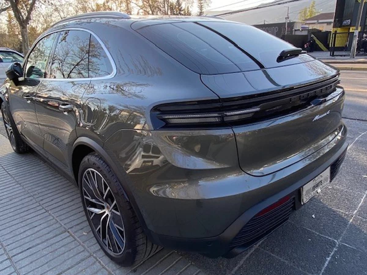 PORSCHE MACAN 4 Electric 4x4 2025 - Imagen 4