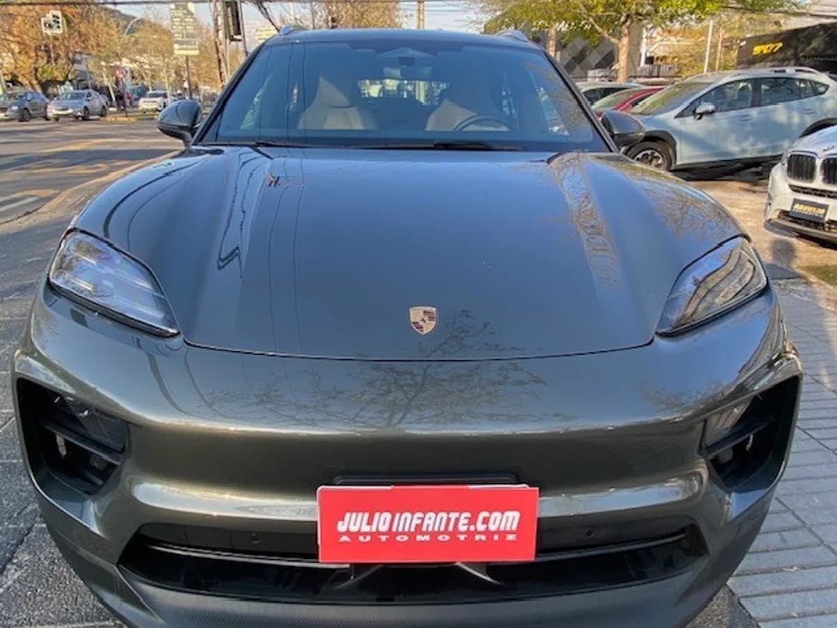 PORSCHE MACAN 4 Electric 4x4 2025 - Imagen 8
