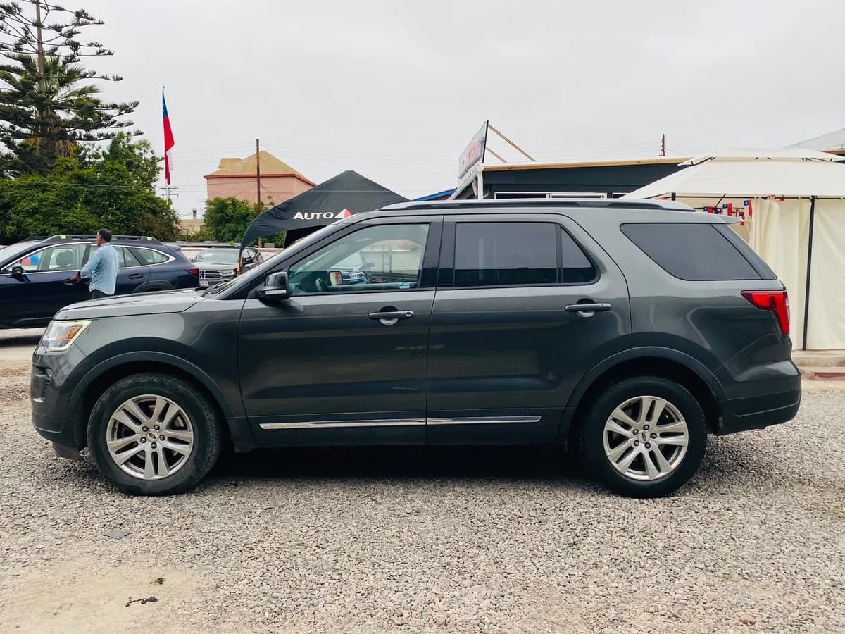 FORD Explorer XLT 3.5 2019 - Imagen 4