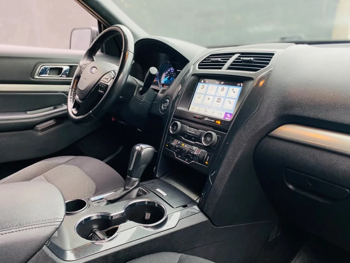 FORD Explorer XLT 3.5 2019 - Imagen 8