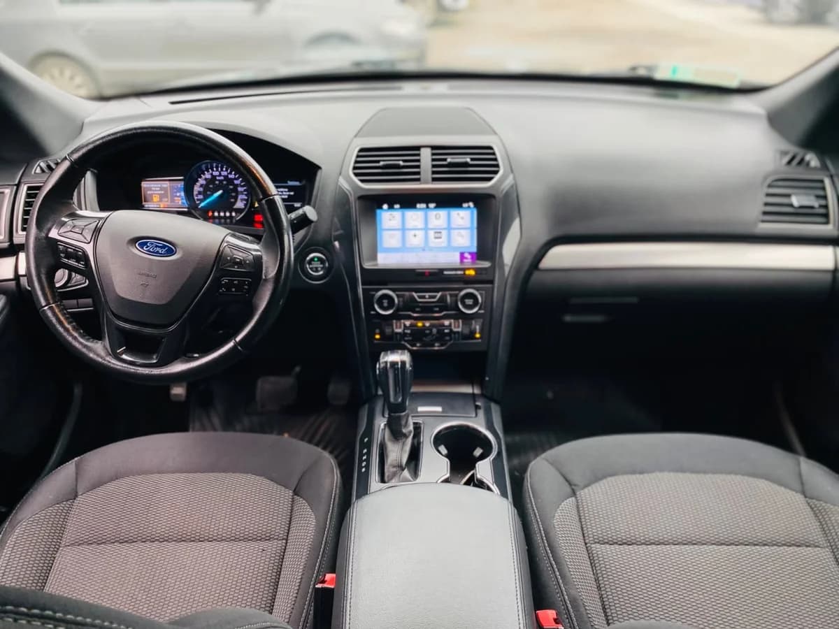 FORD Explorer XLT 3.5 2019 - Imagen 9