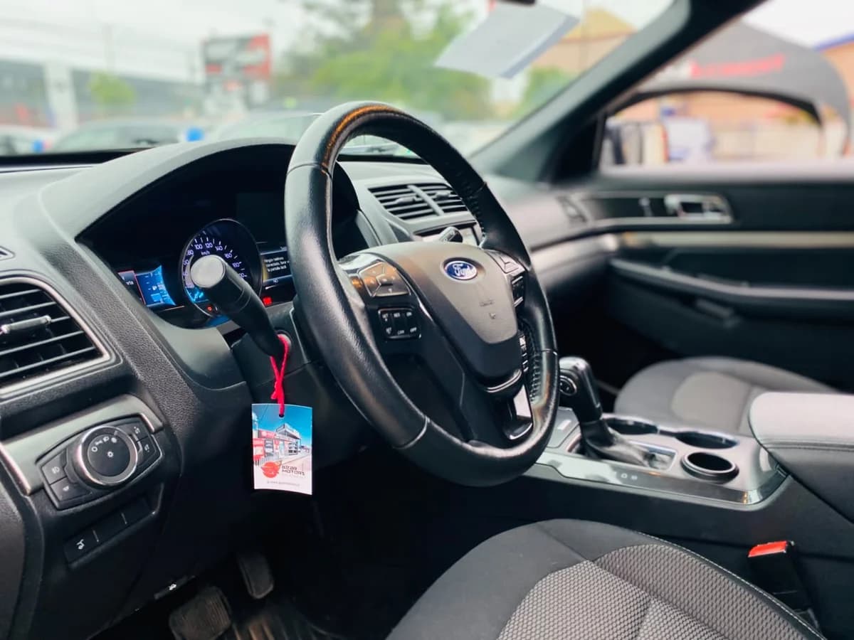 FORD Explorer XLT 3.5 2019 - Imagen 10