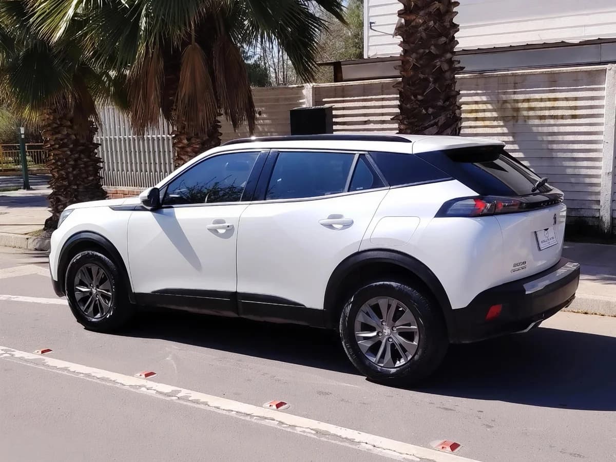 PEUGEOT 2008 PURETECH 130 1.2 2021 - Imagen 7
