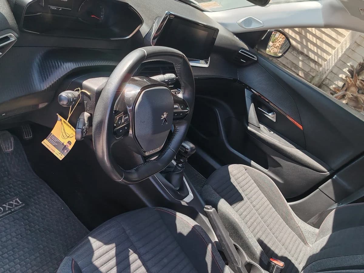 PEUGEOT 2008 PURETECH 130 1.2 2021 - Imagen 18