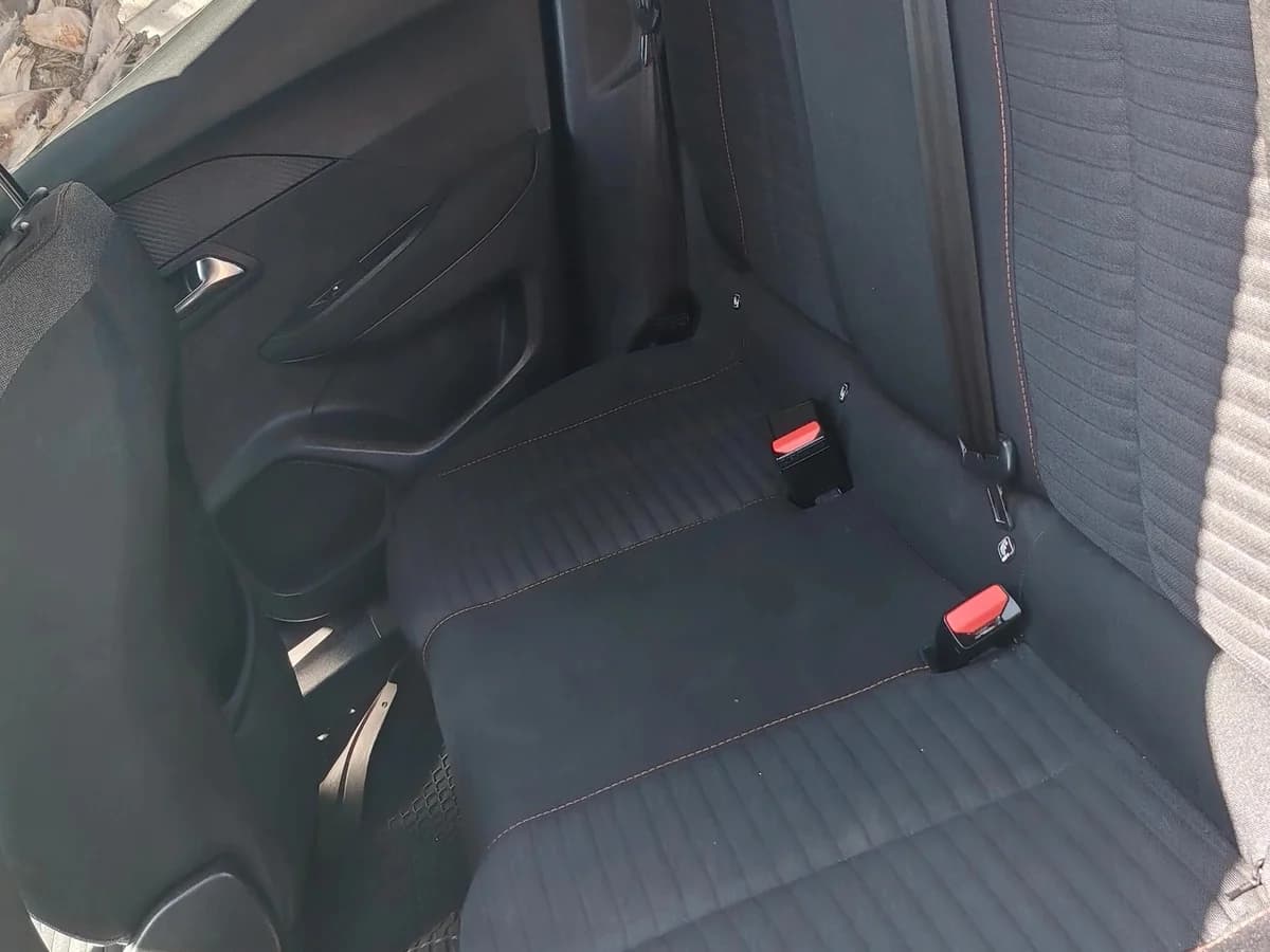 PEUGEOT 2008 PURETECH 130 1.2 2021 - Imagen 20