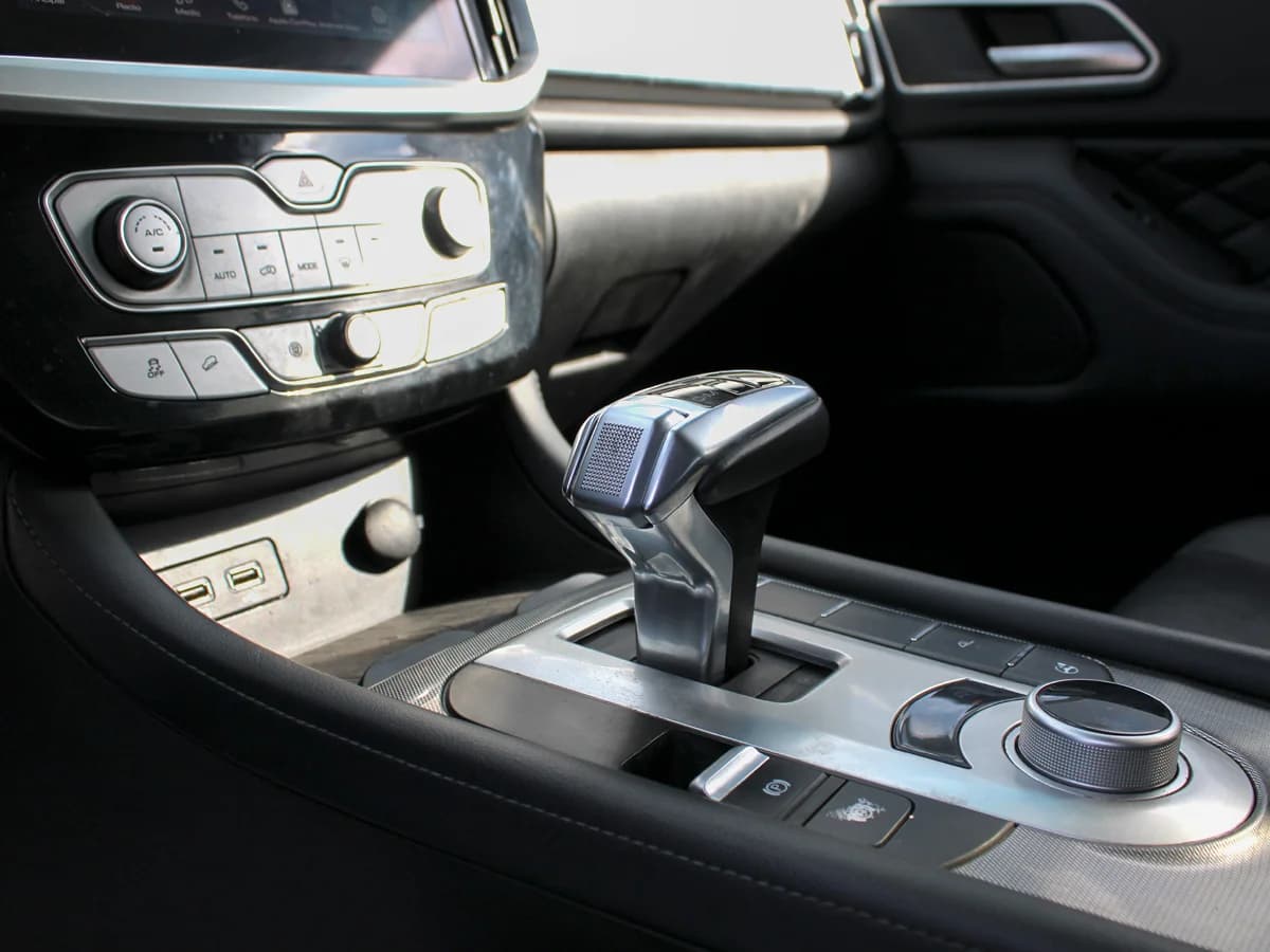 GREAT WALL Poer Plus 4X4 AT - Imagen 10