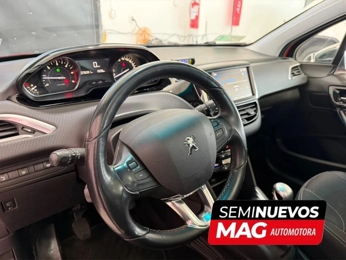 PEUGEOT 208 2019 DIESEL - Imagen 10