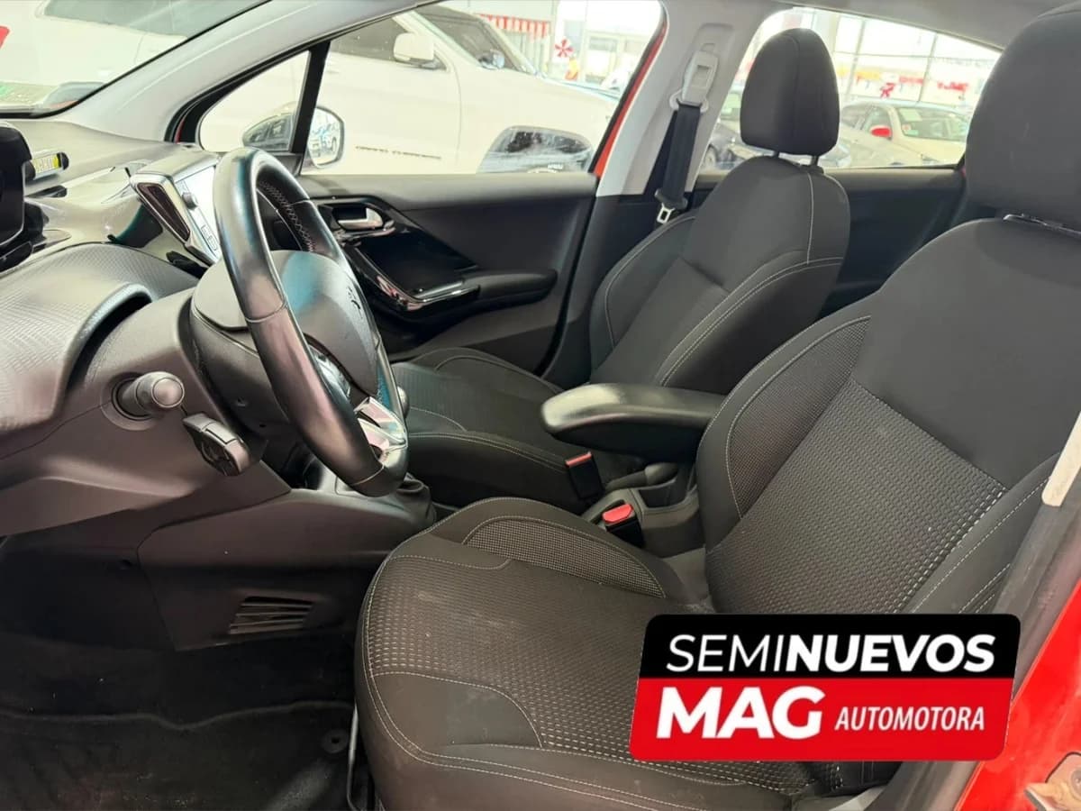 PEUGEOT 208 2019 DIESEL - Imagen 11