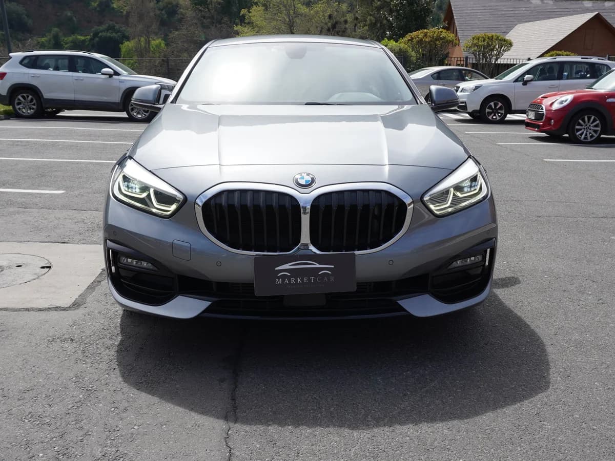 BMW 118 Diesel Sport 2.0 Hatchback Año 2022 - Imagen 2