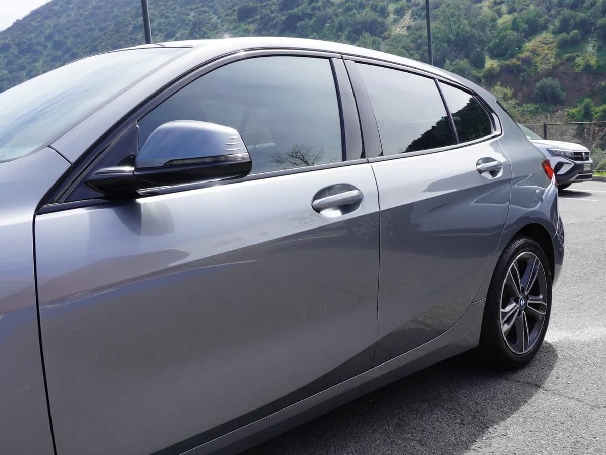 BMW 118 Diesel Sport 2.0 Hatchback Año 2022 - Imagen 9