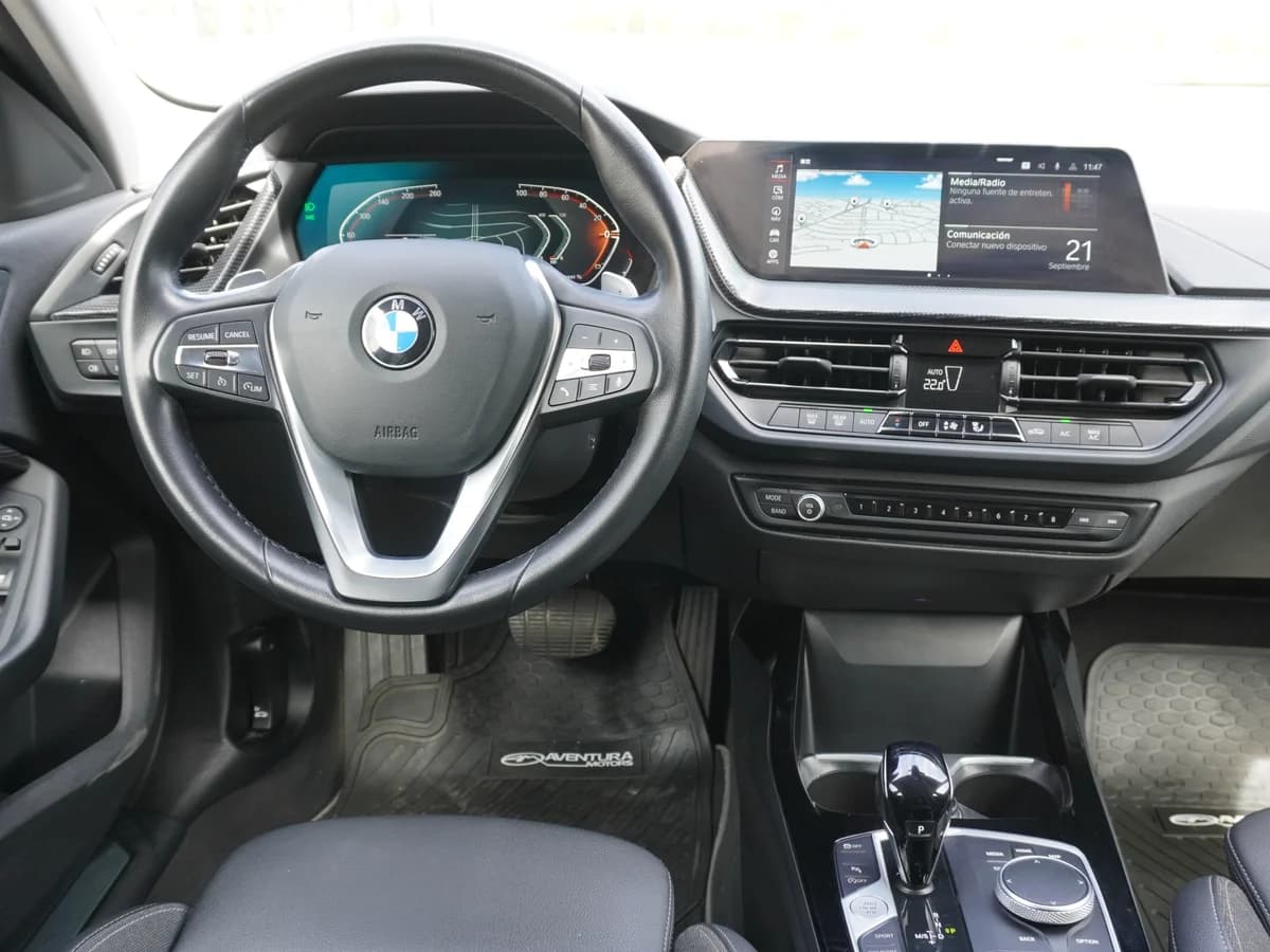 BMW 118 Diesel Sport 2.0 Hatchback Año 2022 - Imagen 21