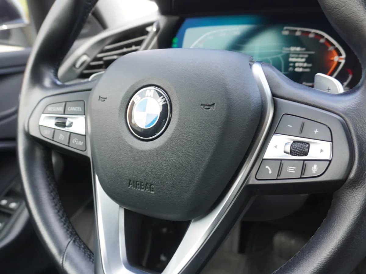 BMW 118 Diesel Sport 2.0 Hatchback Año 2022 - Imagen 27