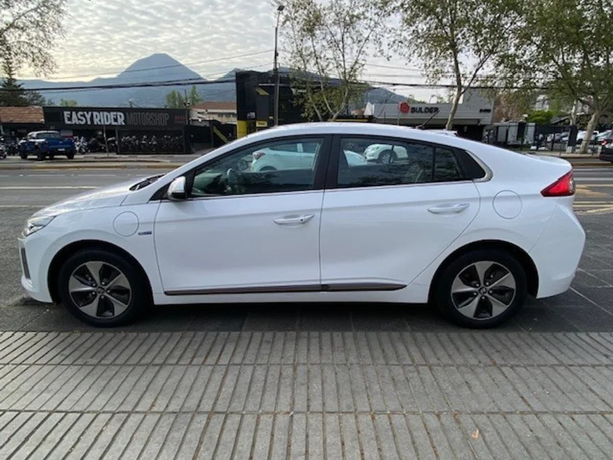 HYUNDAI IONIQ EV GLS 2018 - Imagen 8