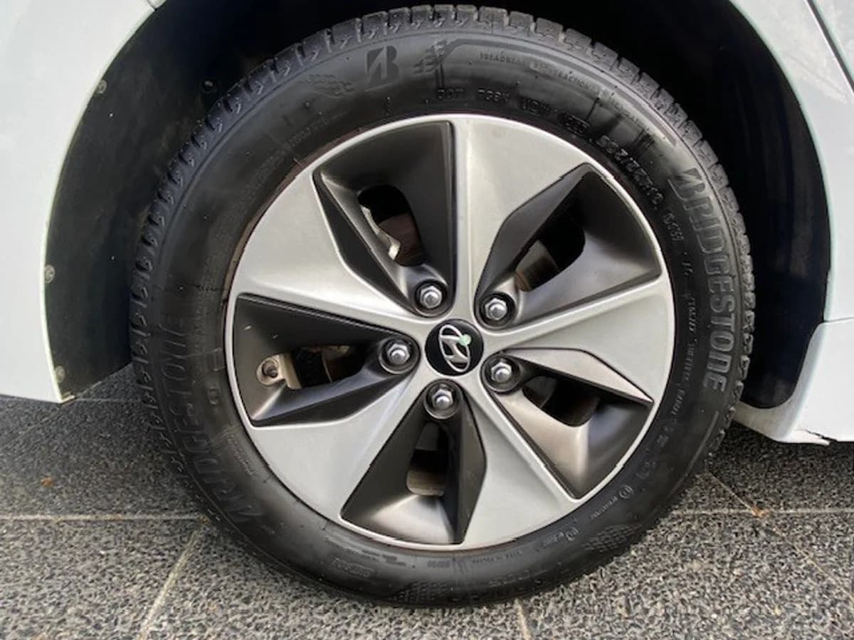 HYUNDAI IONIQ EV GLS 2018 - Imagen 9