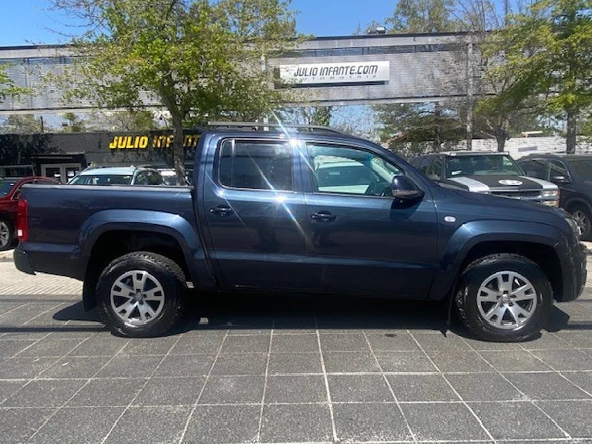 VOLKSWAGEN AMAROK 4x4 2.0 TDI 2020 - Imagen 3