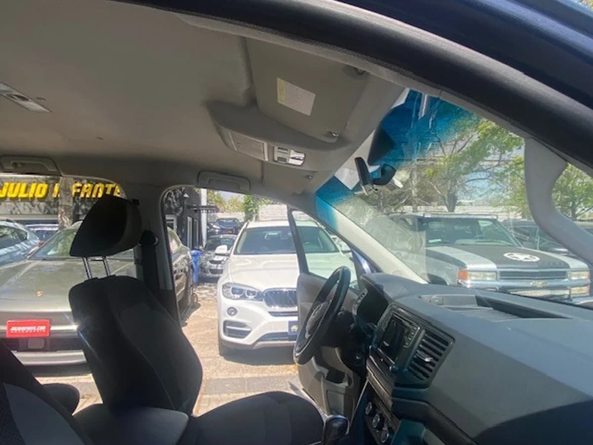 VOLKSWAGEN AMAROK 4x4 2.0 TDI 2020 - Imagen 21