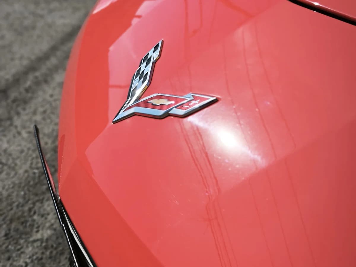 CHEVROLET CORVETTE C7 STINGRAY 2018 - Imagen 10