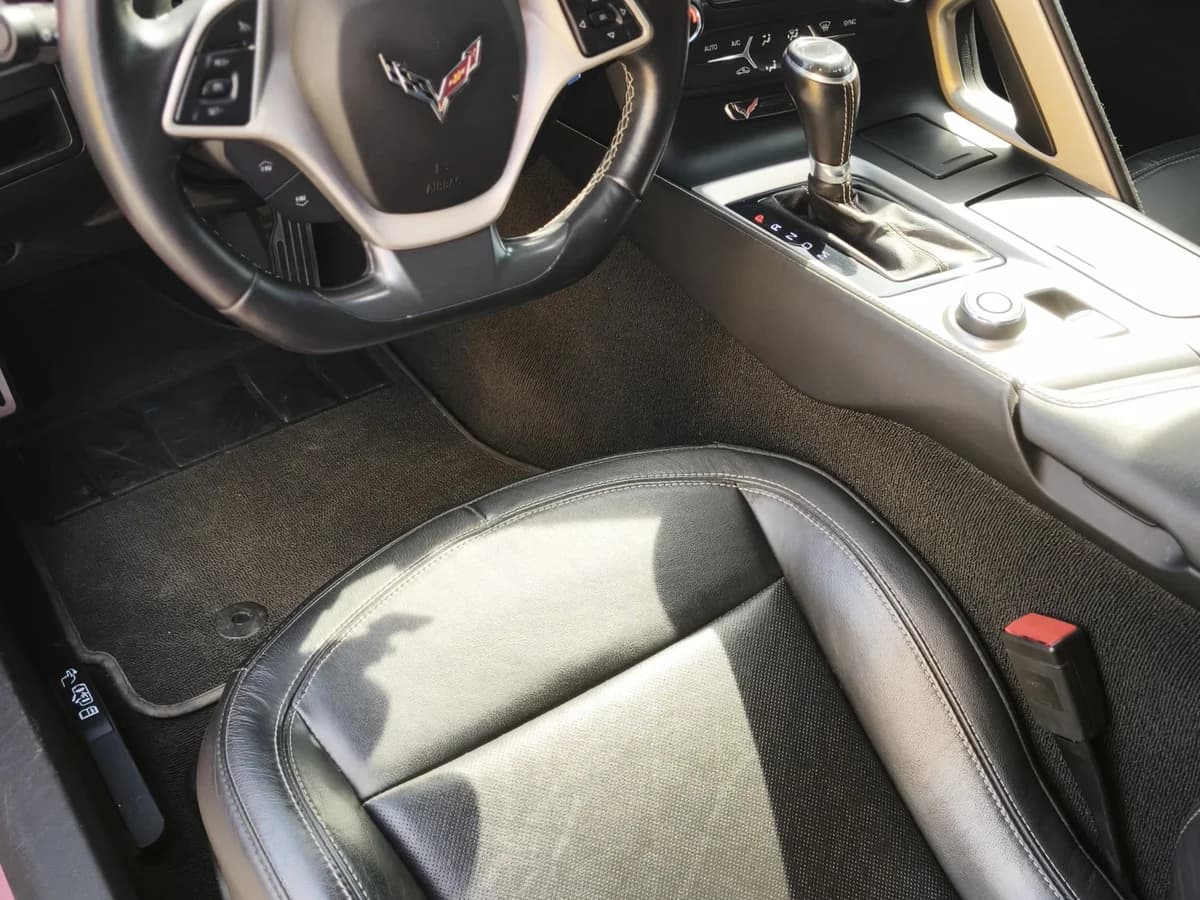 CHEVROLET CORVETTE C7 STINGRAY 2018 - Imagen 17