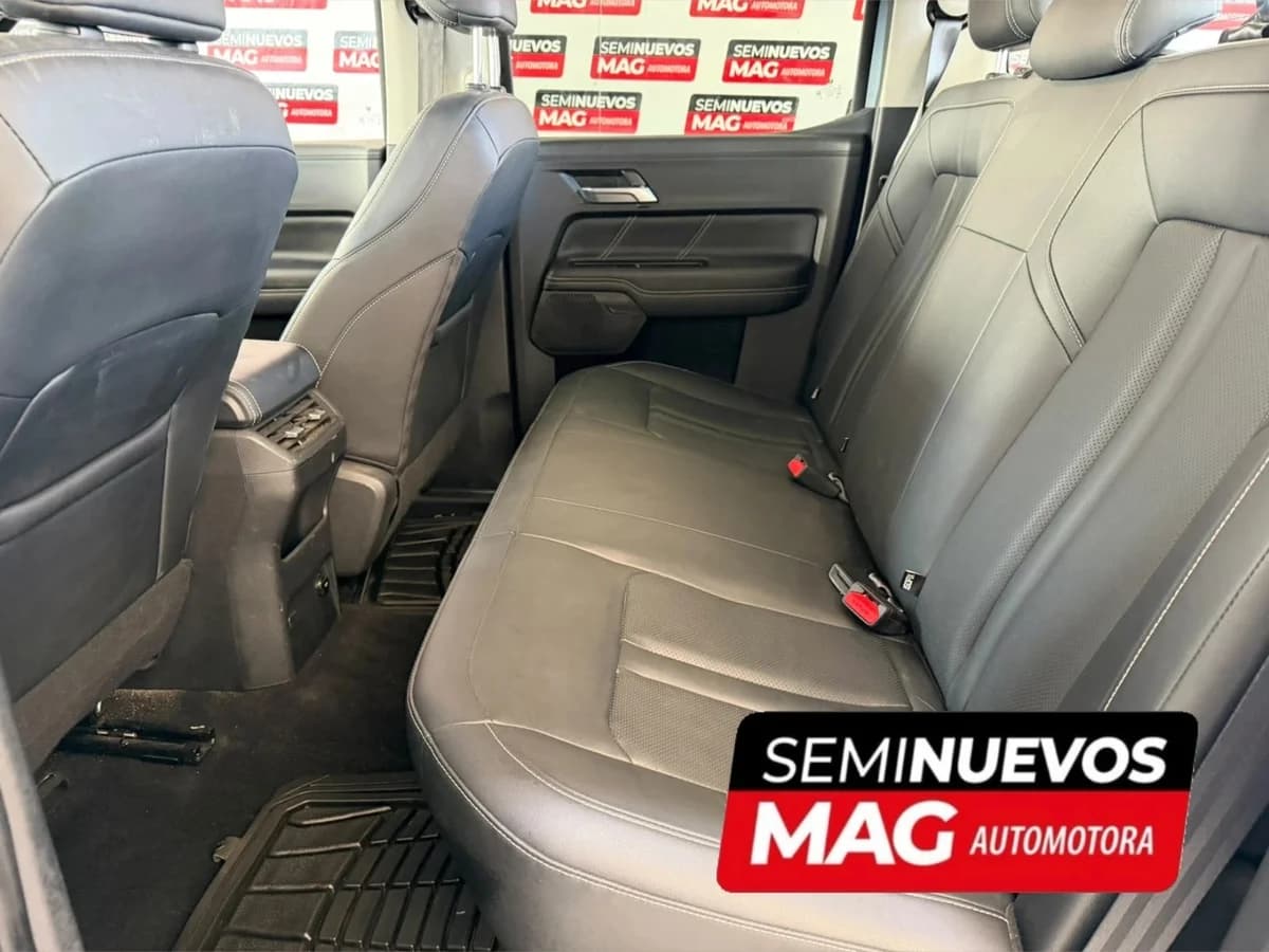 JMC GRAND AVENUE 2.3T DOBLE CABINA 4X4 AUTOMÁTICA 2025 - Imagen 10
