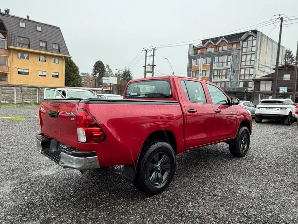 TOYOTA Hilux 2.4 DX DIESEL DCAB TSS 4X4 MT 4P 2022 - Imagen 13