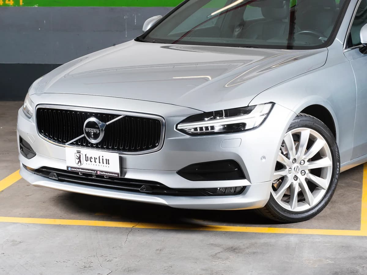VOLVO S90 2018 D5 2.0L DIESEL - Imagen 4