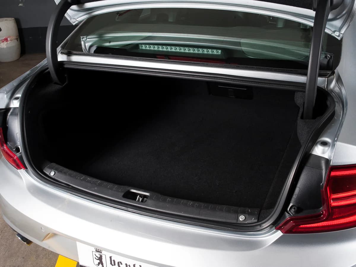 VOLVO S90 2018 D5 2.0L DIESEL - Imagen 11