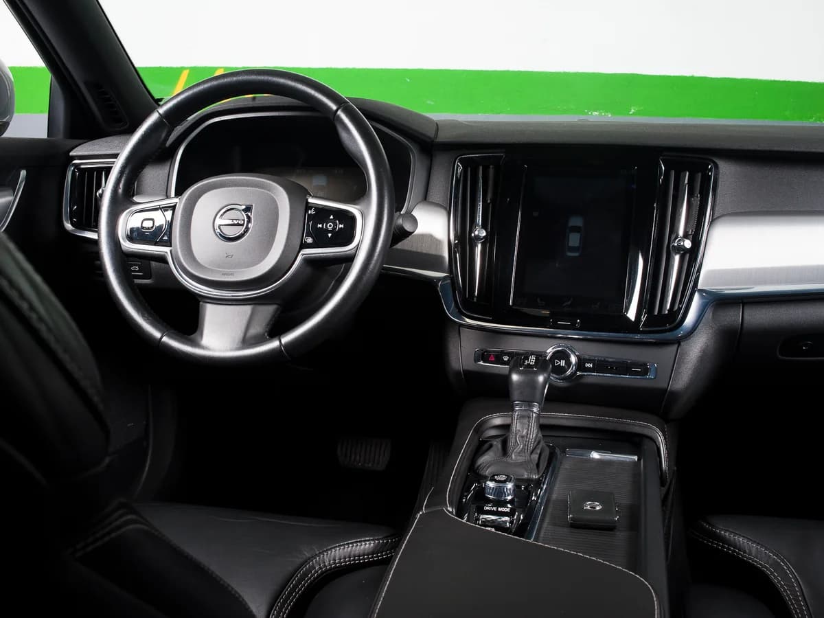 VOLVO S90 2018 D5 2.0L DIESEL - Imagen 14