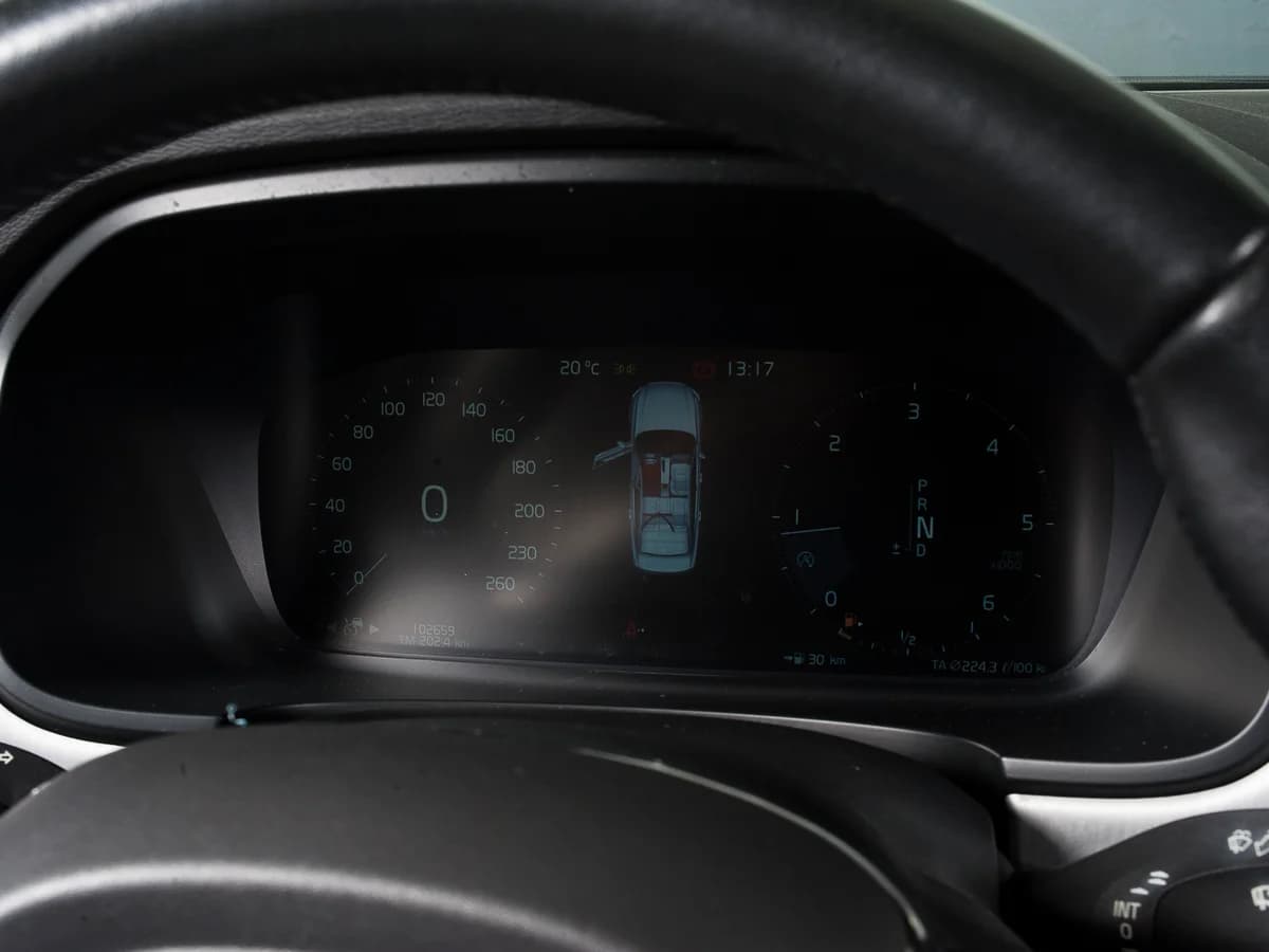 VOLVO S90 2018 D5 2.0L DIESEL - Imagen 19