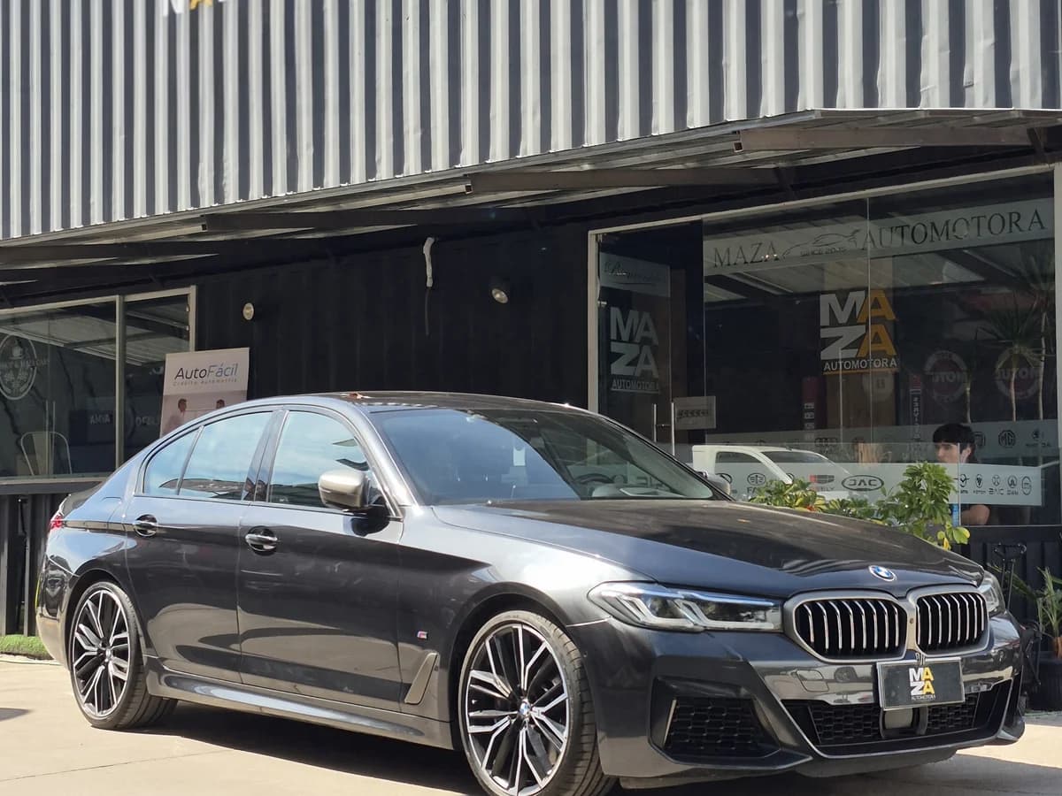 BMW 550 4.4 XDrive 2023 - Imagen 1
