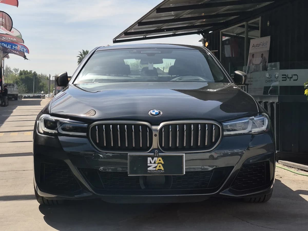 BMW 550 4.4 XDrive 2023 - Imagen 2