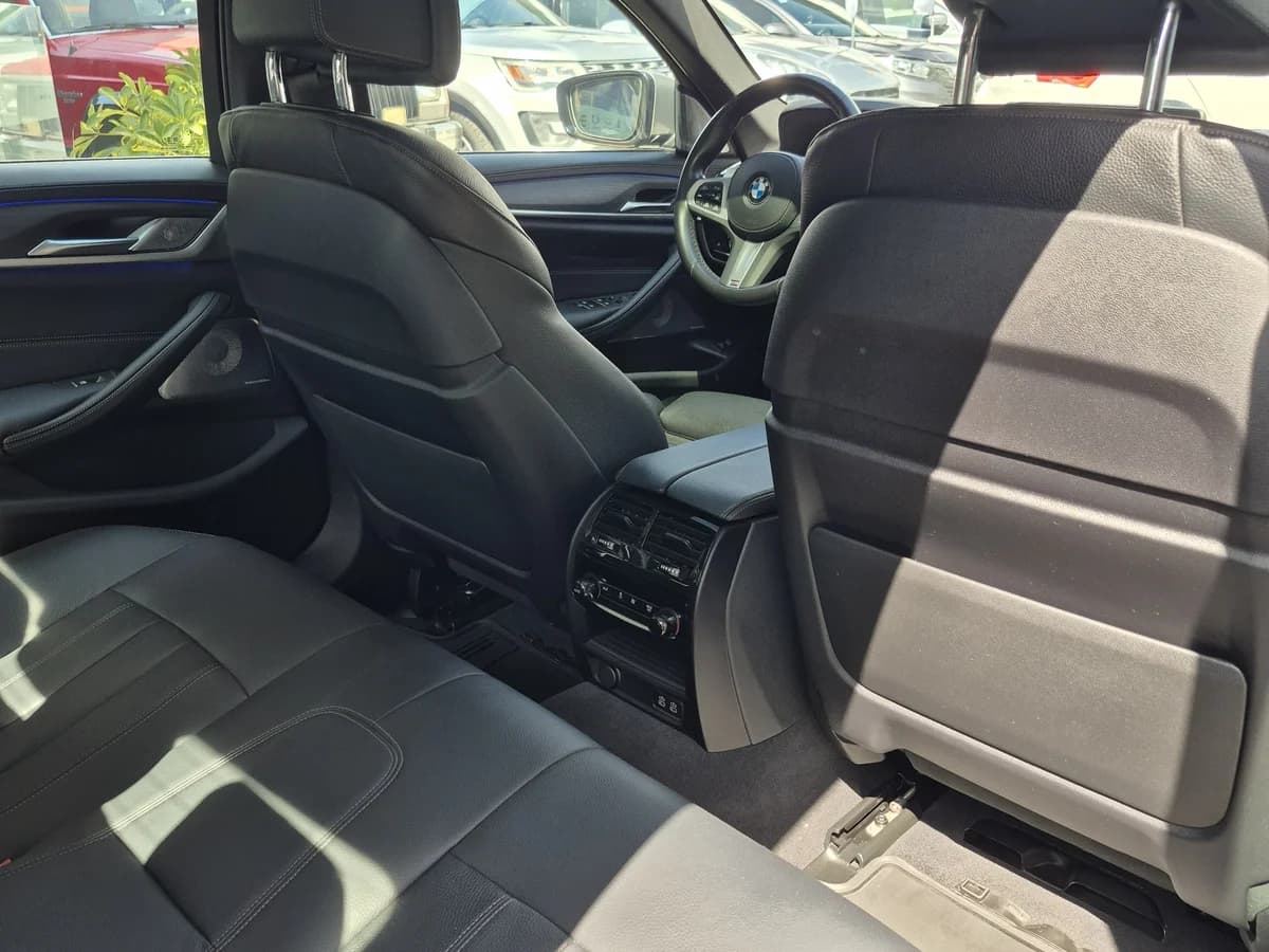 BMW 550 4.4 XDrive 2023 - Imagen 8
