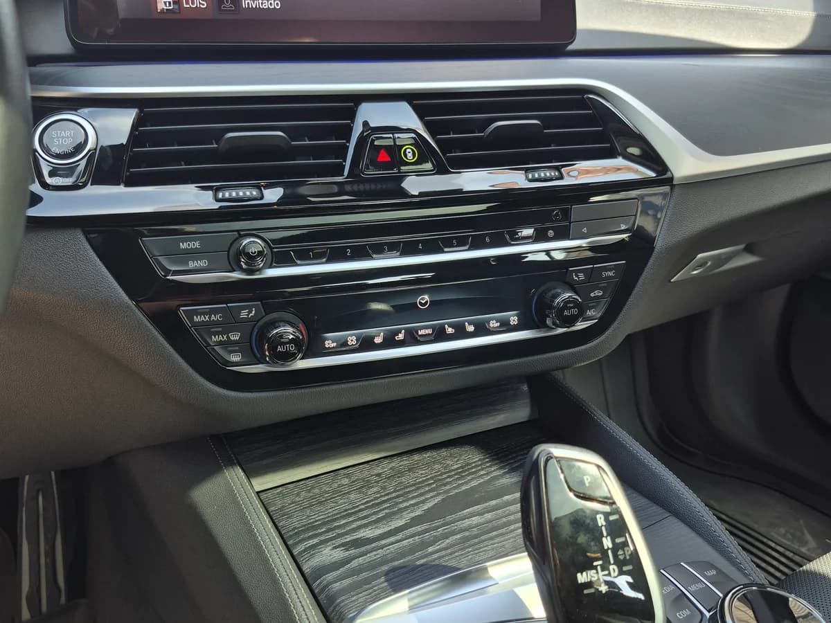 BMW 550 4.4 XDrive 2023 - Imagen 12