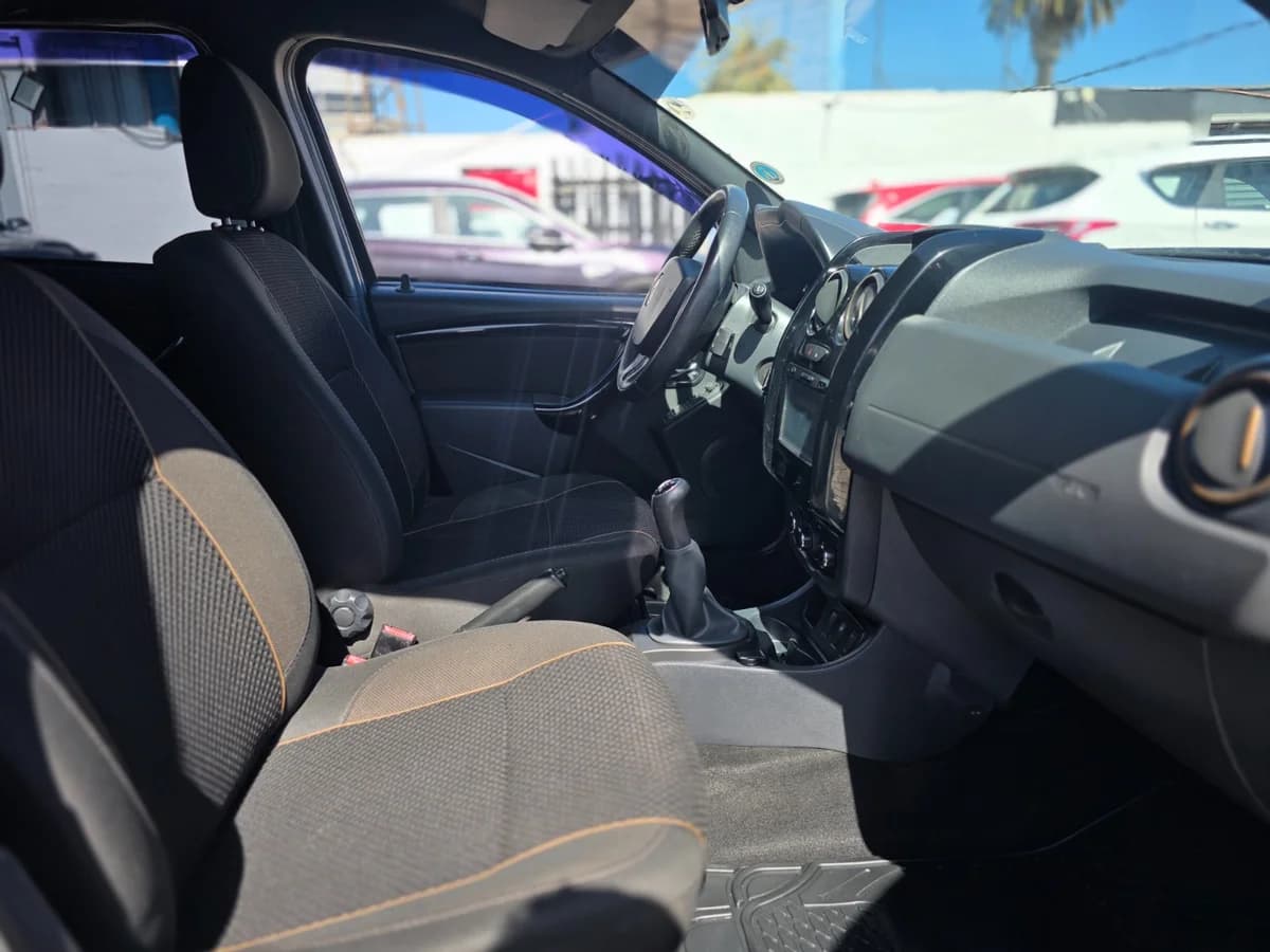 RENAULT DUSTER ZEN 1.6 2018 - Imagen 8