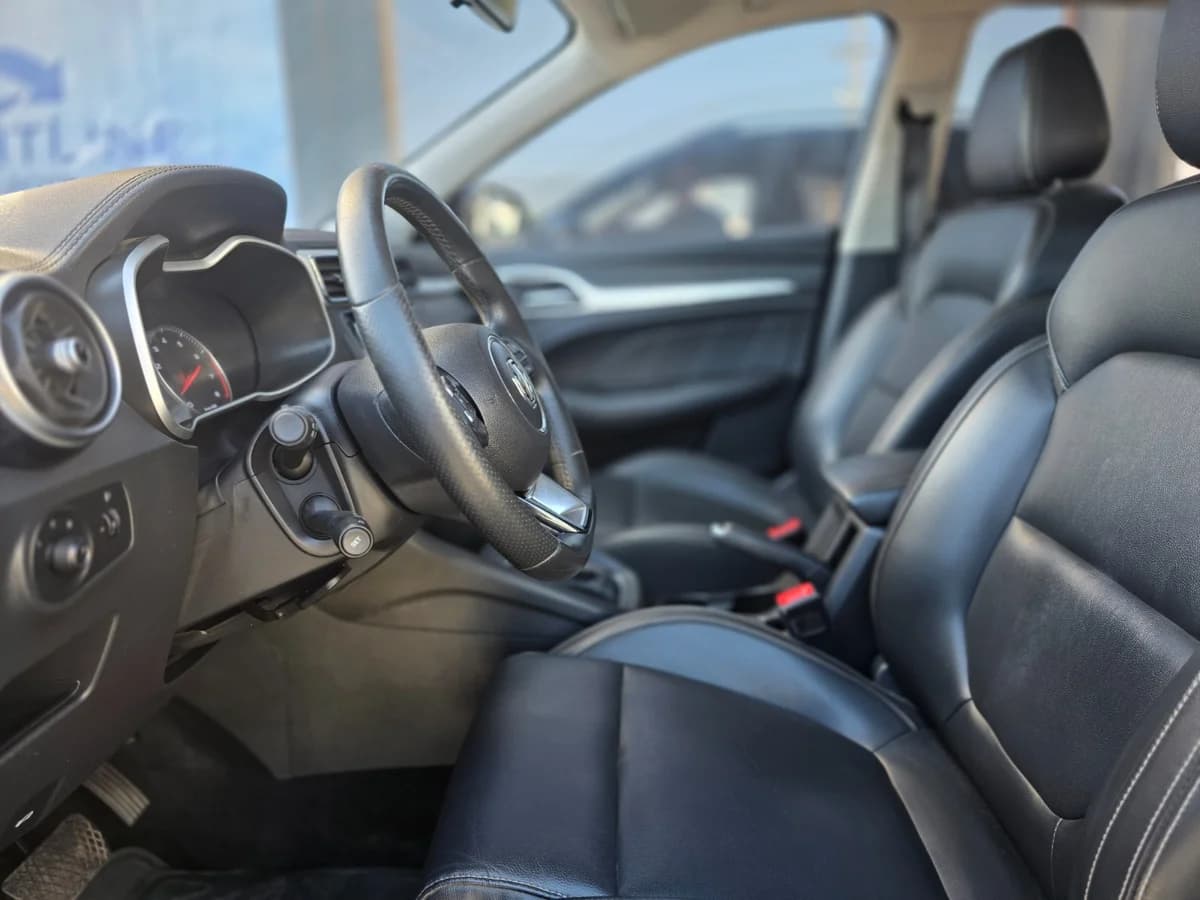 MG ZS 1.5 AT 2021 - Imagen 10