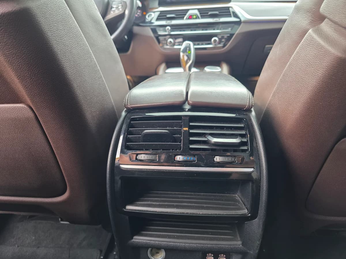 BMW 530 3.0 M SPORT DIESEL 4X2 AT 4P 2020 - Imagen 12