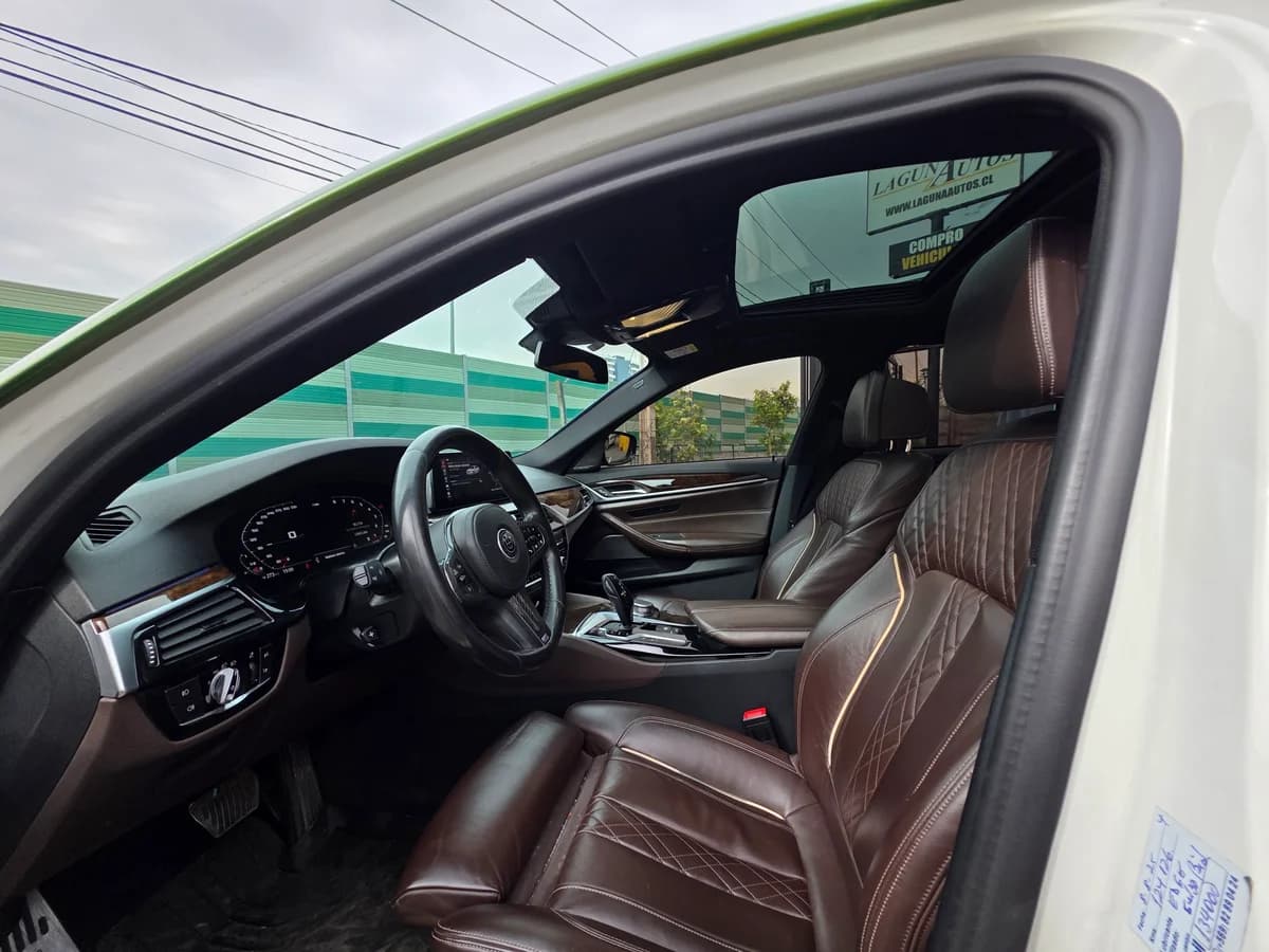 BMW 530 3.0 M SPORT DIESEL 4X2 AT 4P 2020 - Imagen 15