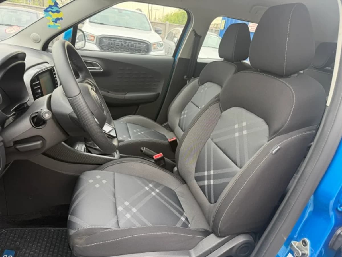 MG 3 1.5L AUT COM ESP - Imagen 8